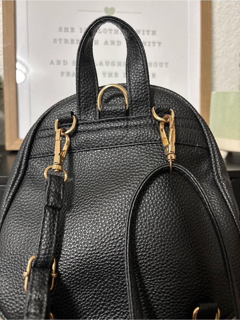 Quilted Heart Mini Backpack
Convertible Crossbody &
Shoulder Bag - Picture 4 of 7